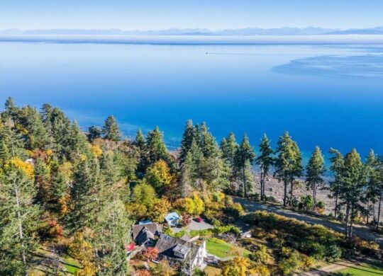 Manna House View, Home, Business, Denman Island Resort, Nordic Spa, Business with Property for Sale, Retreat